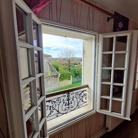 Proche St Emilion Vignonet