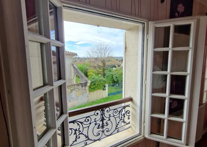 Proche St Emilion Vignonet